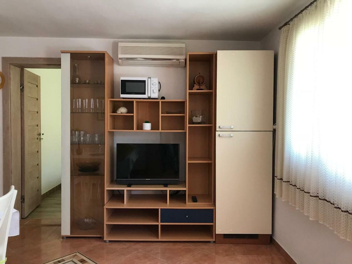 Apartments Biskup プリヴラカ エクステリア 写真