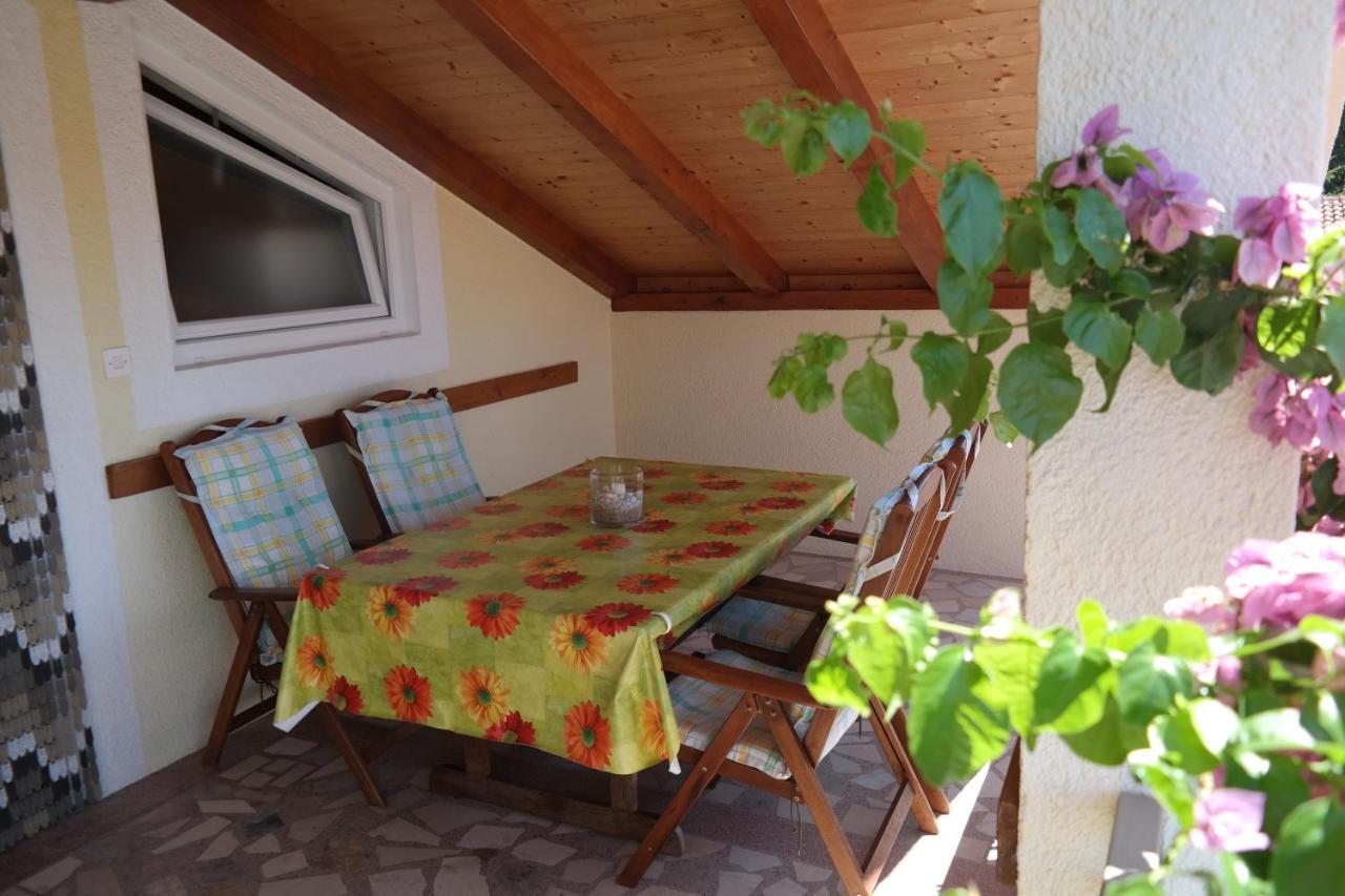 Apartments Biskup プリヴラカ 部屋 写真